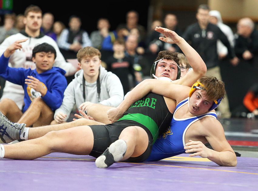 Pierreâ€™s Elijah Boutchee trades in Governor green for Lakota Nation Invitational championship